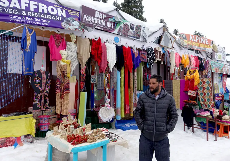 Shopping in Gulmarg