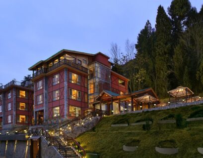 Hotels in Srinagar