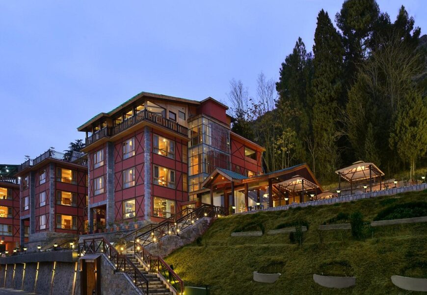 Hotels in Srinagar